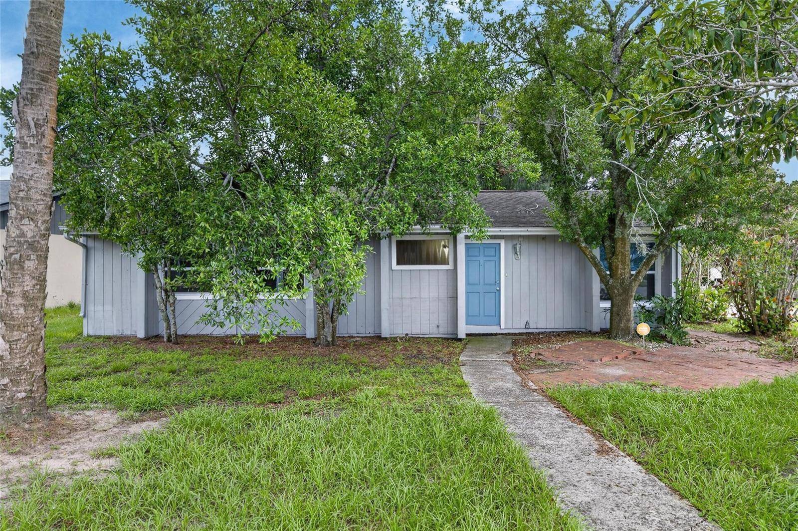 5001 WHITEWAY DR, Tampa, FL 33617