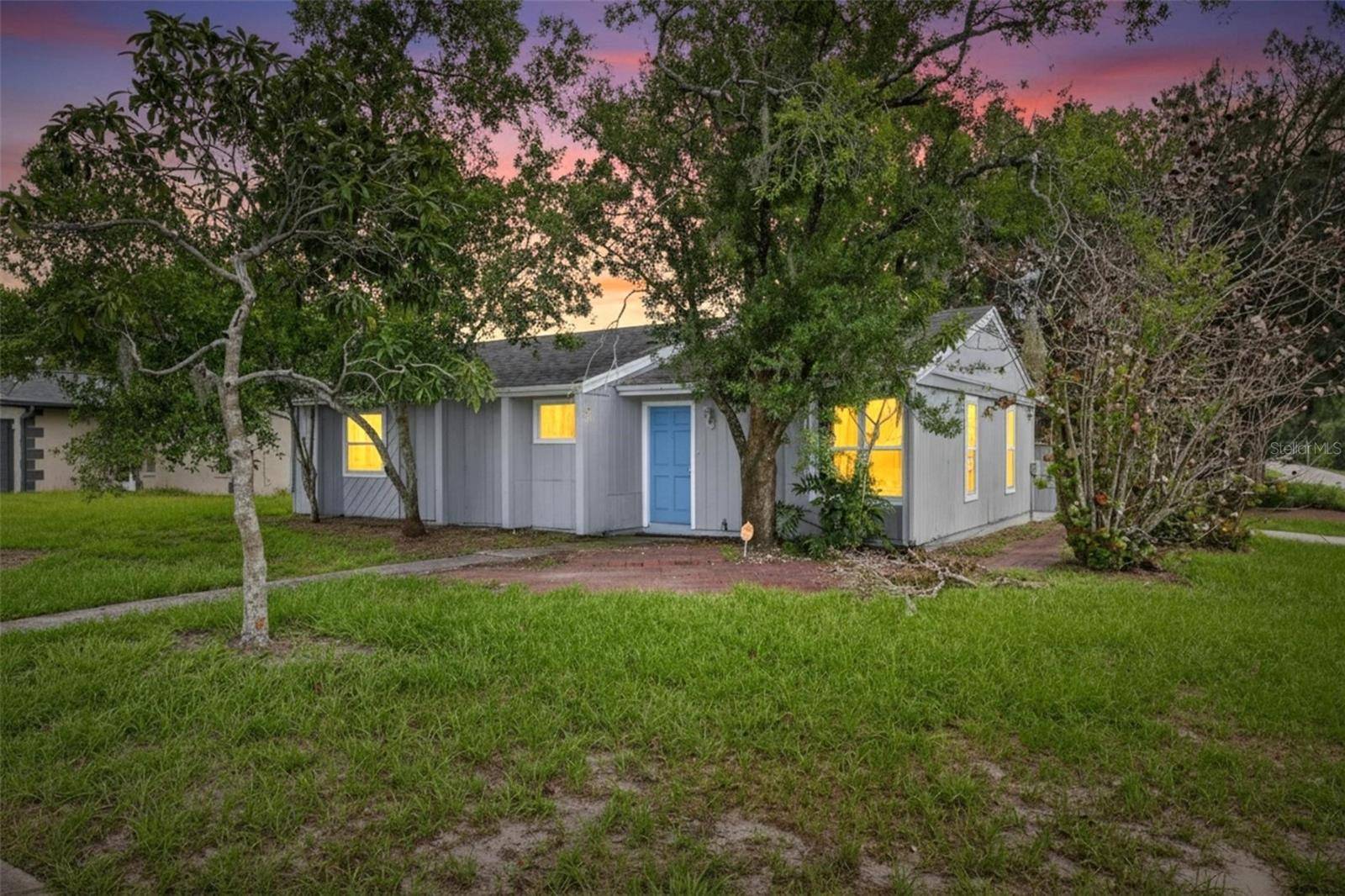 5001 WHITEWAY DR, Tampa, FL 33617