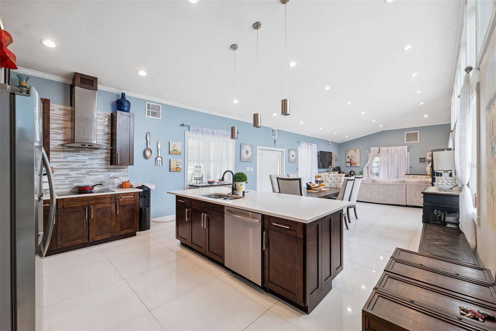 4527 REDCOAT DR, Wesley Chapel, FL 33543