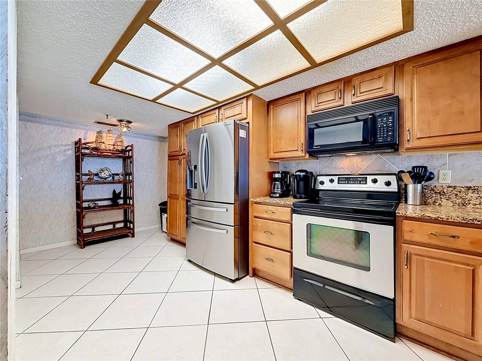 18400 GULF BLVD #1108, Indian Shores, FL 33785