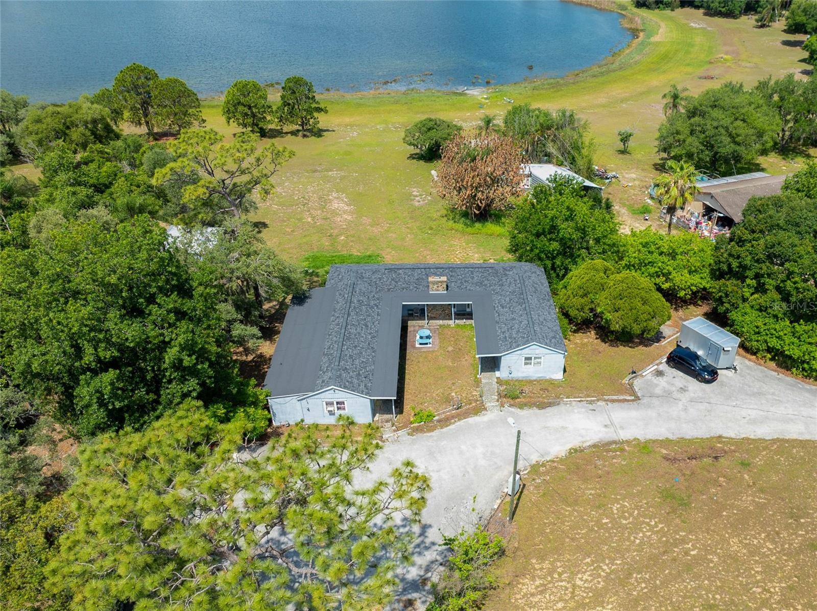 1210 STATE 17 RD S, Dundee, FL 33838