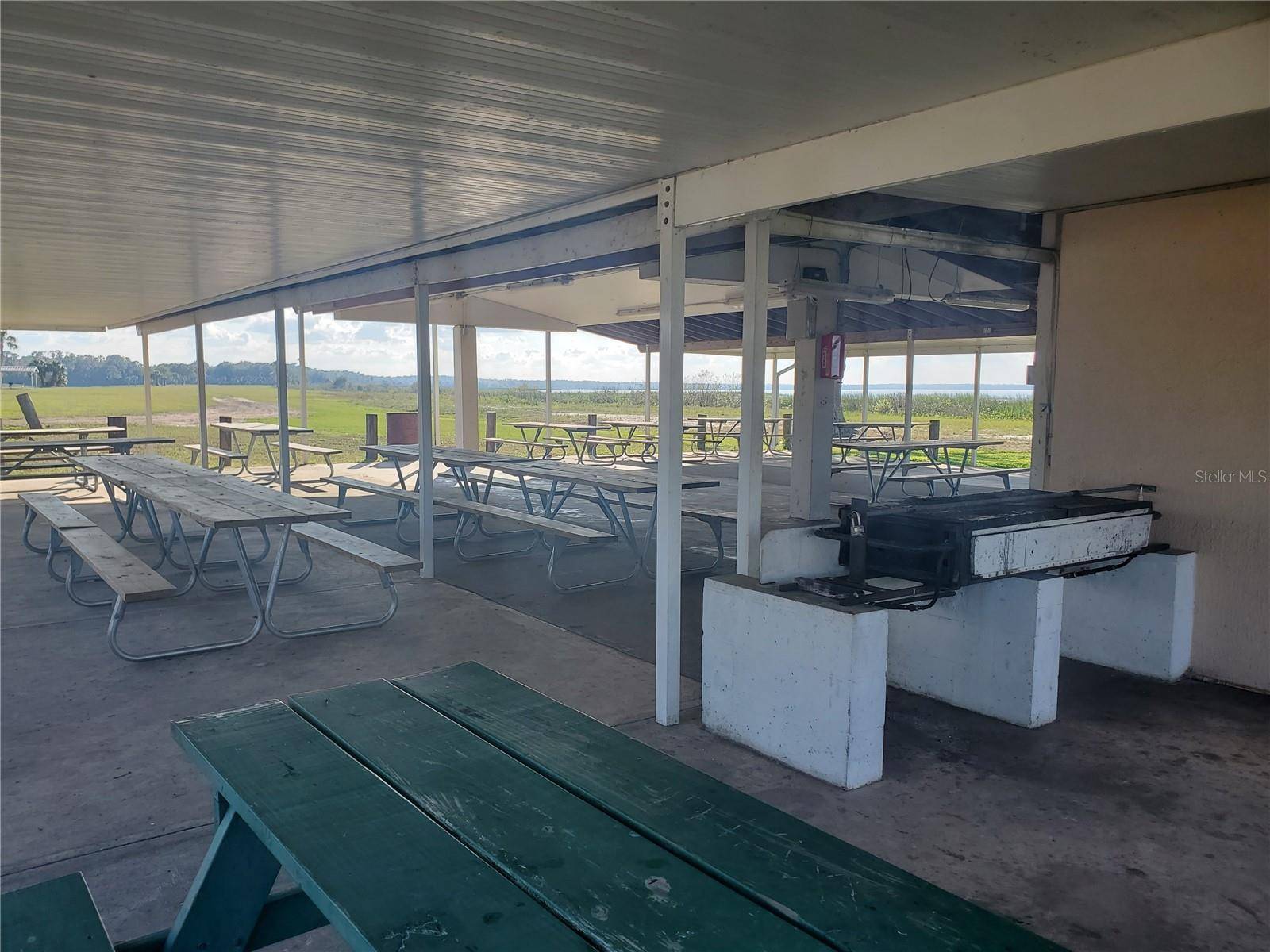 715 INDIAN LAKE DR, Indian Lake Estates, FL 33855