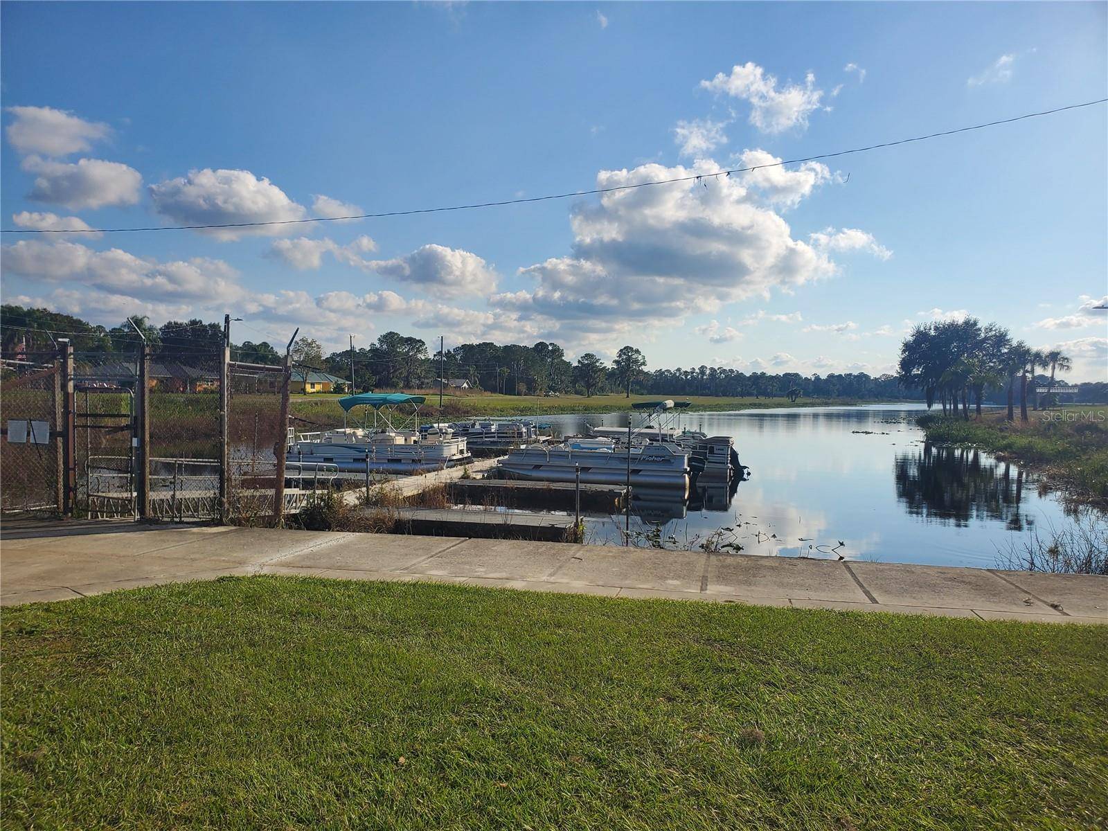 715 INDIAN LAKE DR, Indian Lake Estates, FL 33855