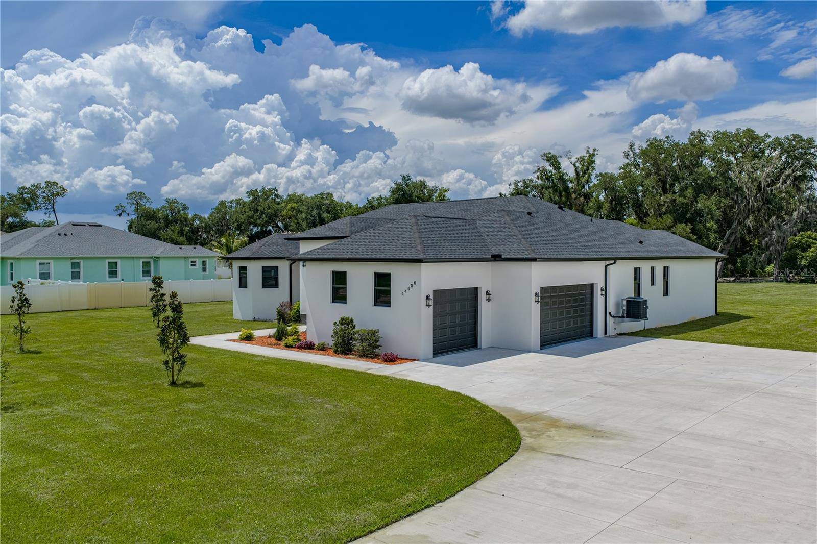 14080 SYDNEY RD, Dover, FL 33527