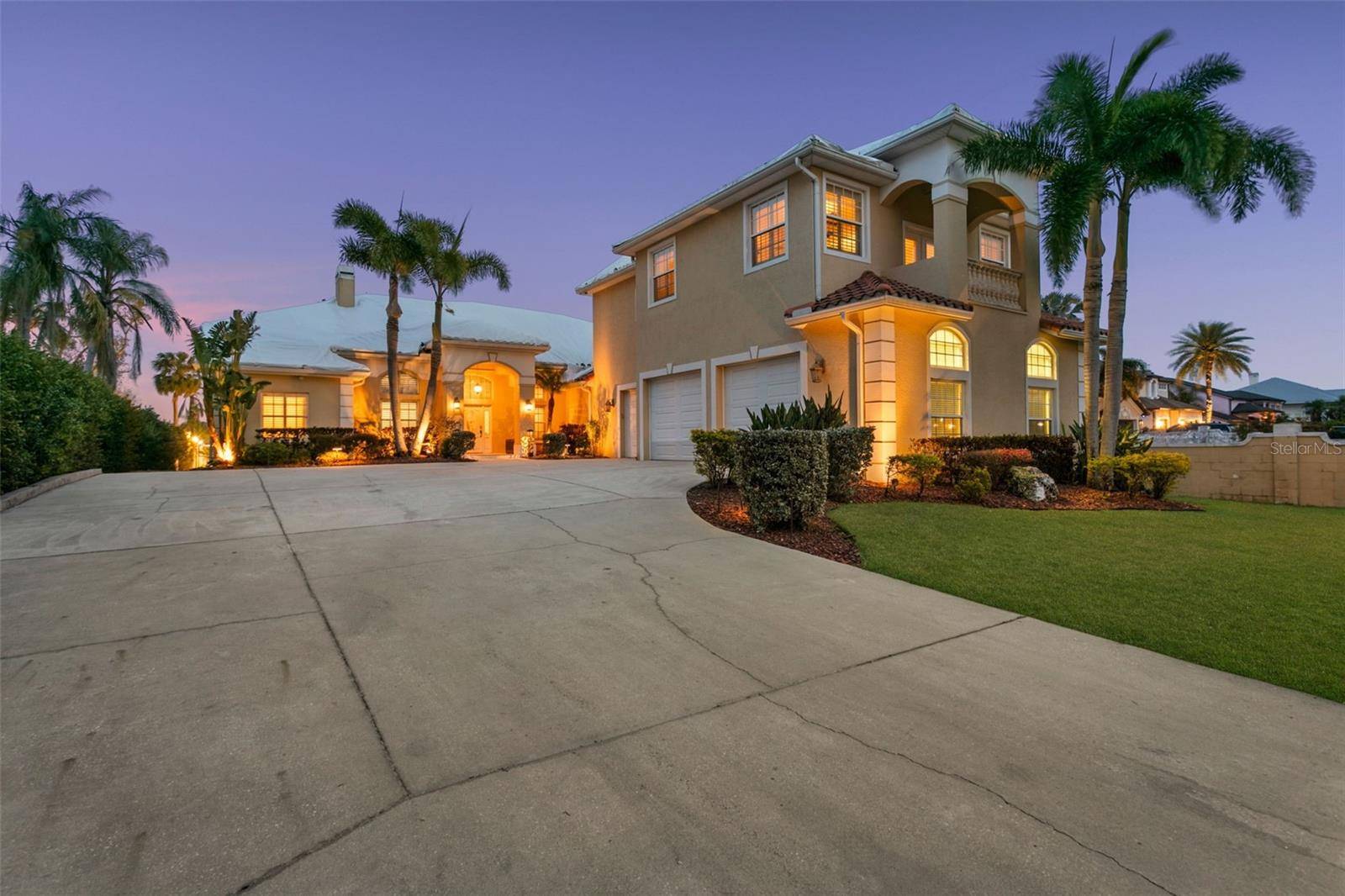 4915 TROYDALE RD, Tampa, FL 33615