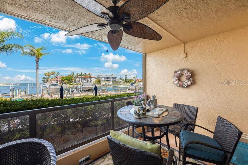 1060 PINELLAS BAYWAY S #103, St Petersburg, FL 33715