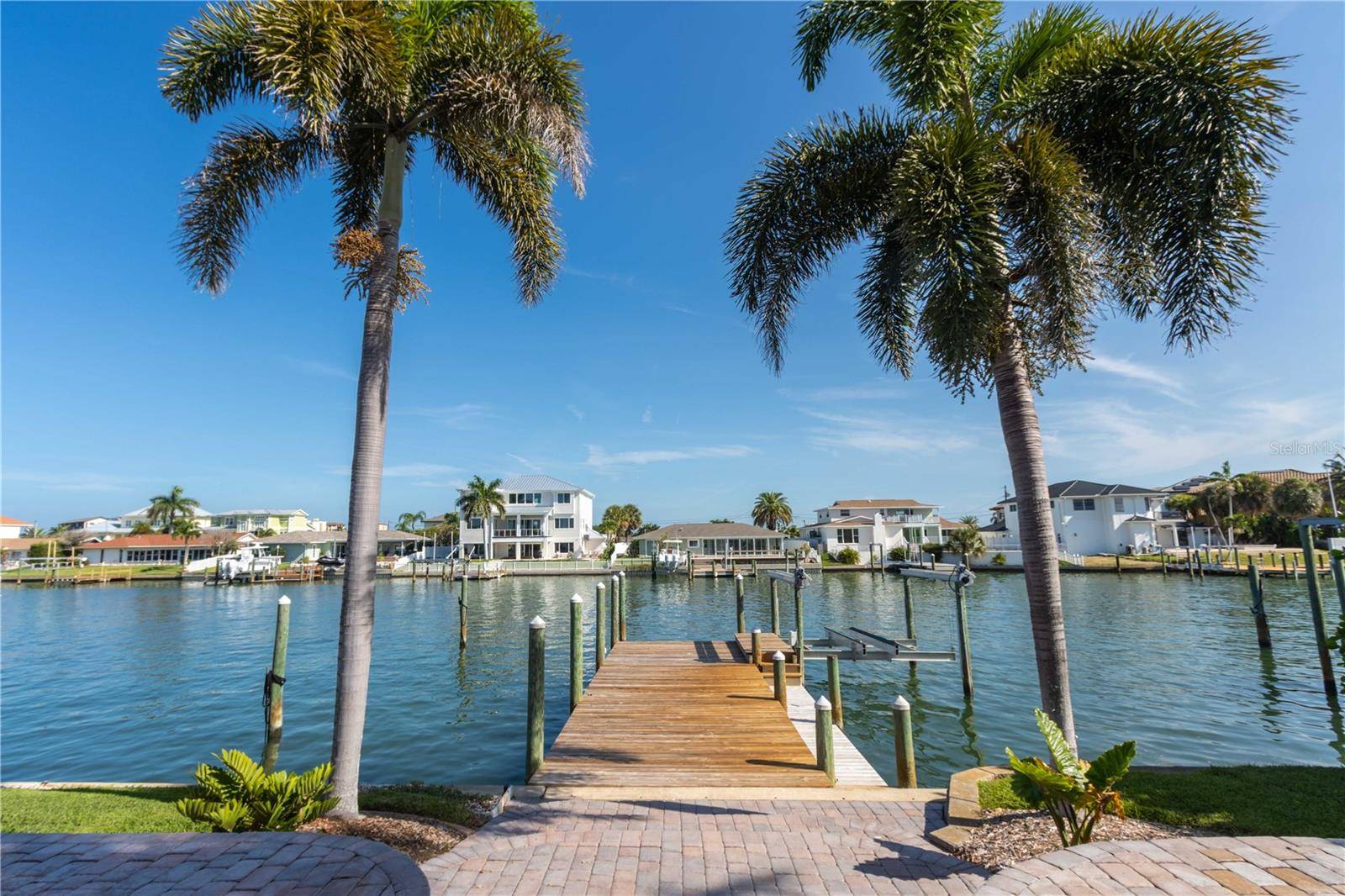 440 PALM IS SE, Clearwater Beach, FL 33767