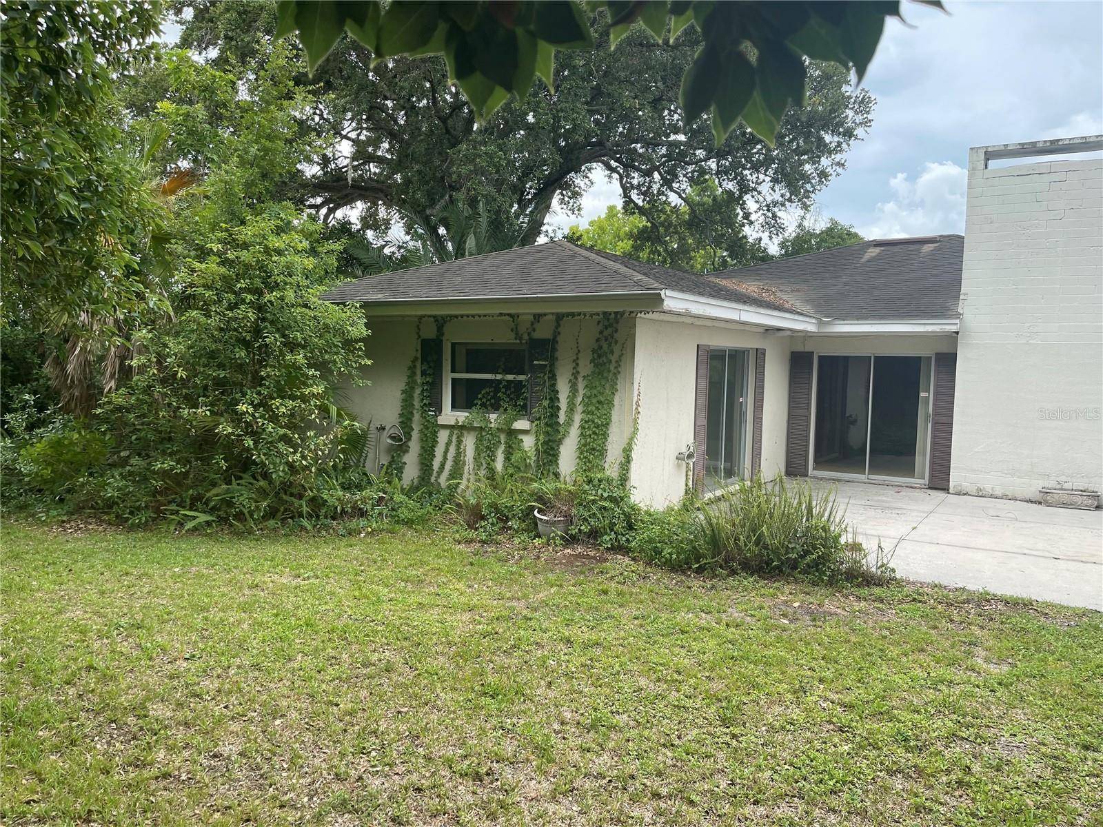 225 LAKE HOLLINGSWORTH DR, Lakeland, FL 33803