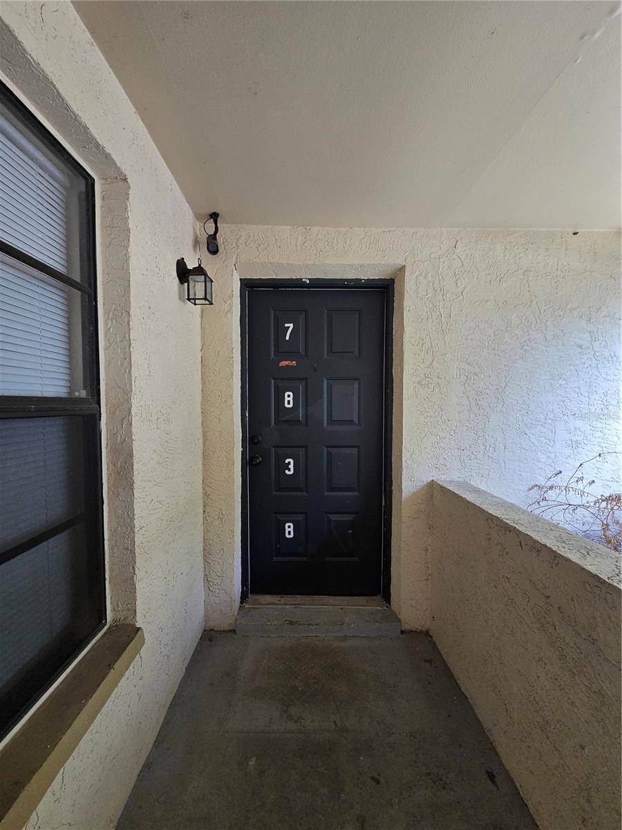 7838 NIAGARA AVE #305, Tampa, FL 33617