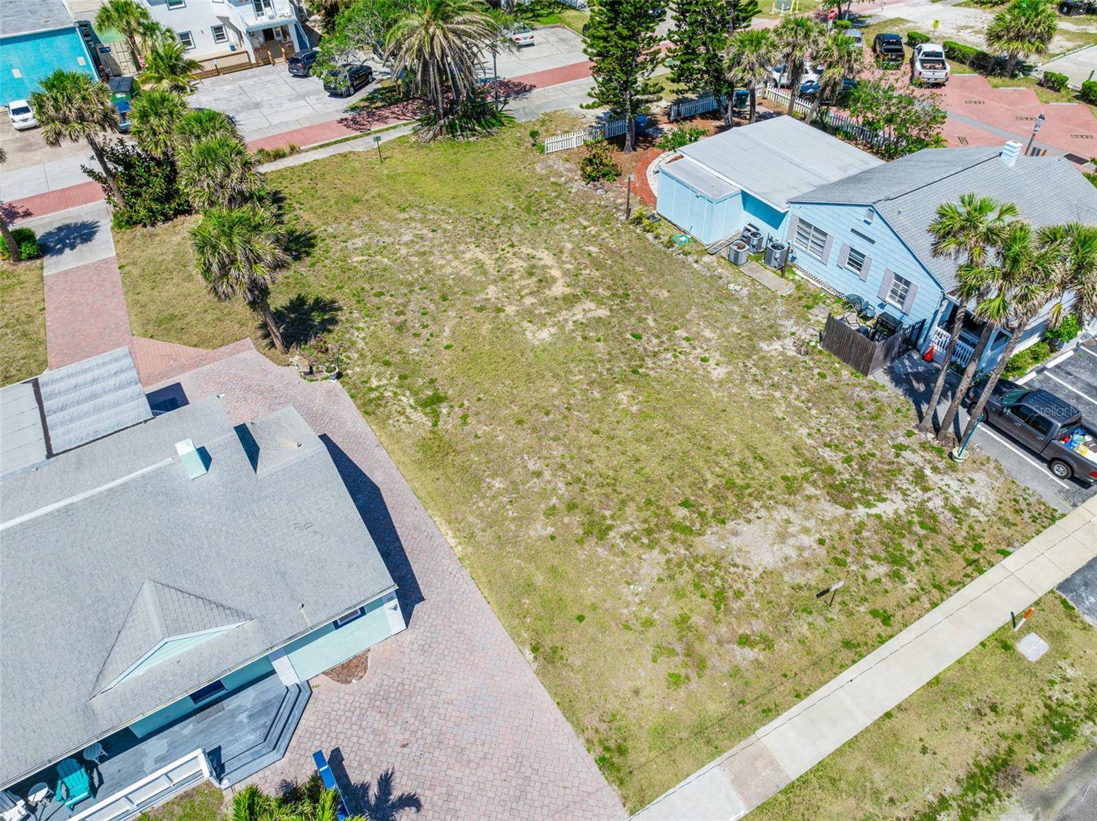 118 N ATLANTIC, Cocoa Beach, FL 32931