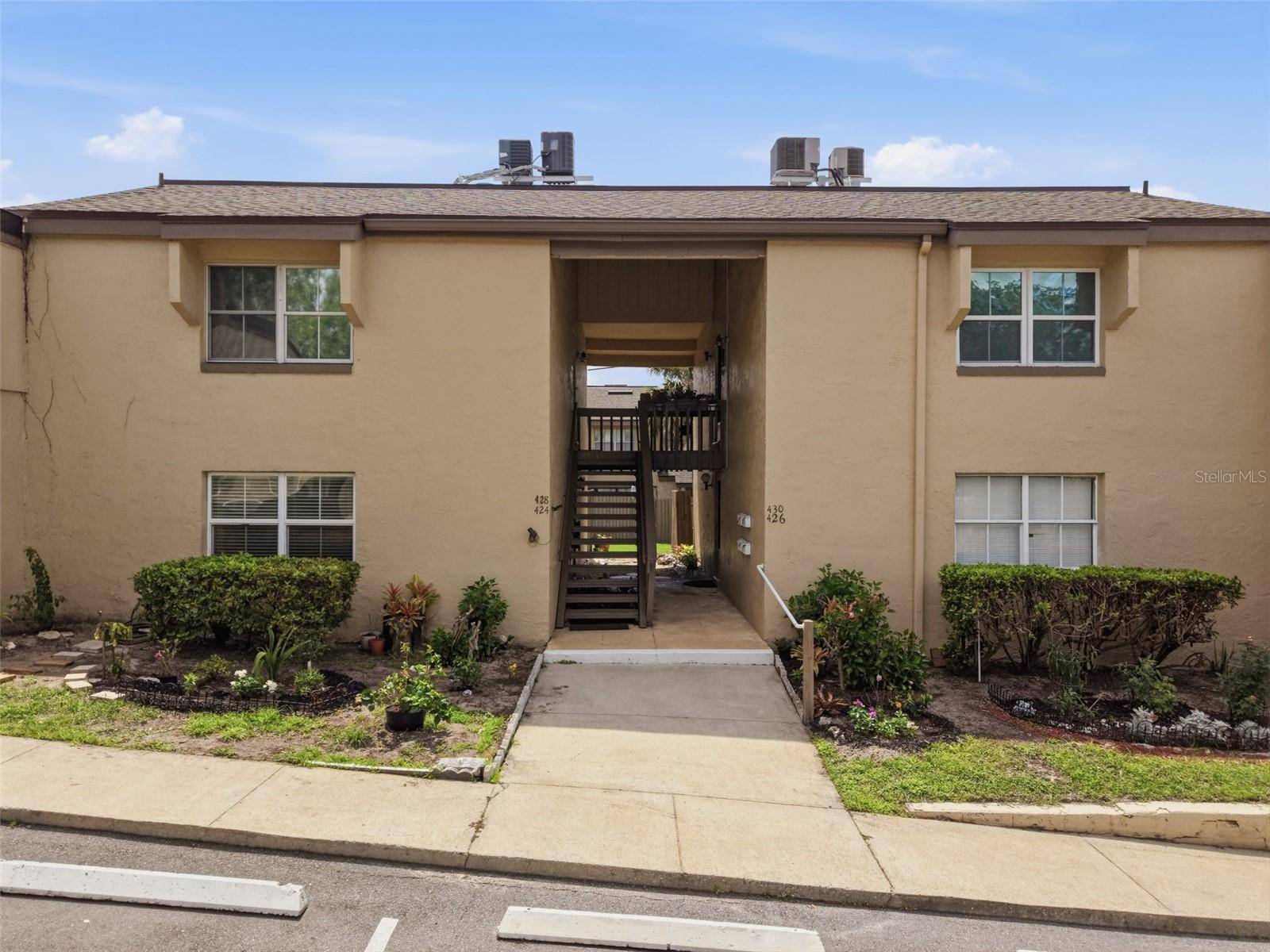 424 WINDMEADOWS ST #424, Altamonte Springs, FL 32701