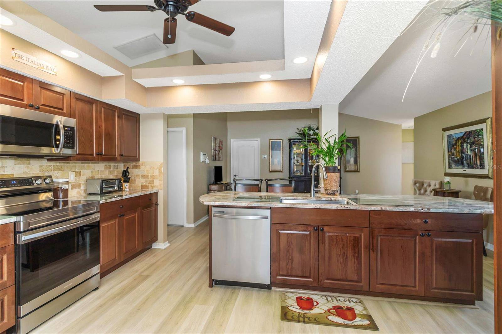 8836 HARGROVE DR, Hudson, FL 34667