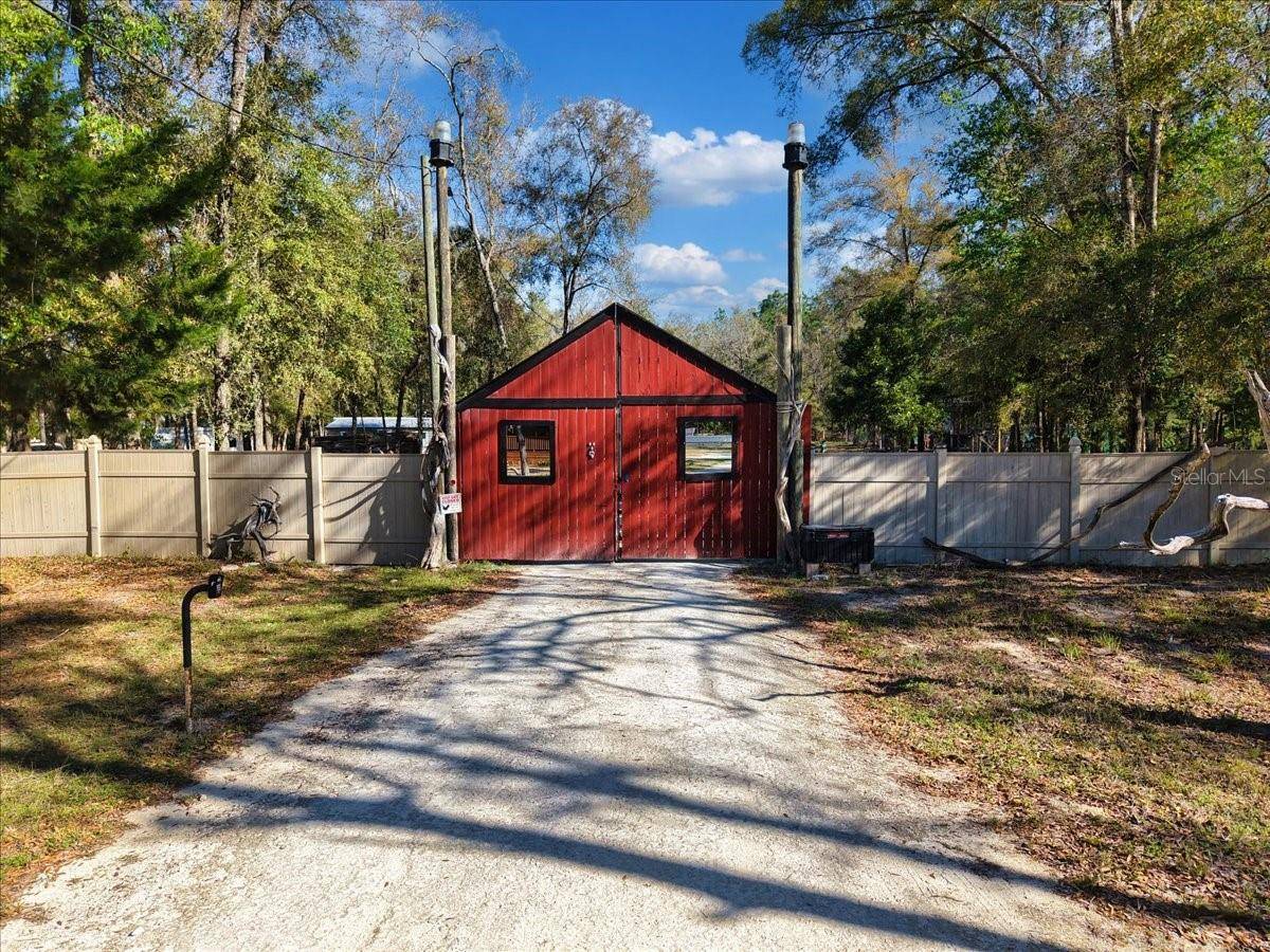 5850 NW 50TH ST, Bell, FL 32619
