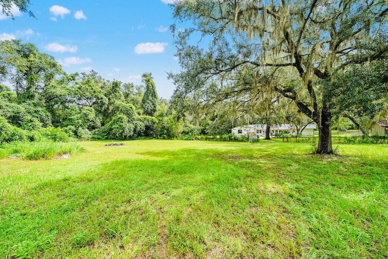 10245 E TRAILS END RD, Floral City, FL 34436