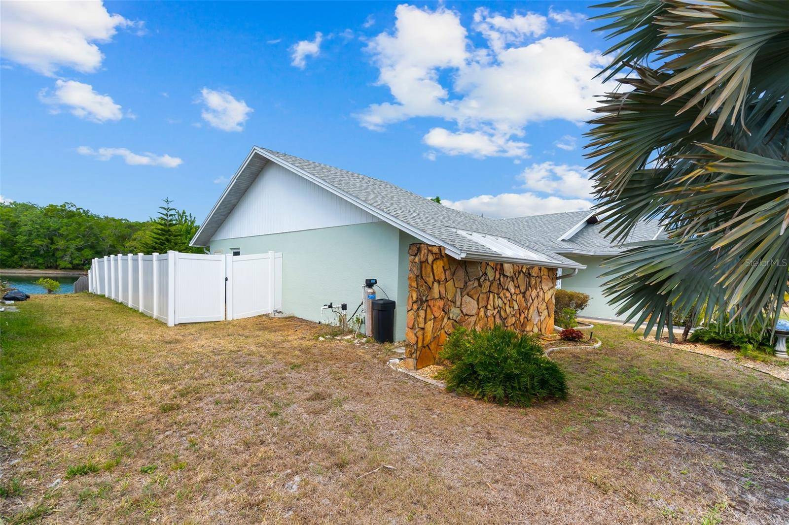 10116 LANDMARK DR, Hudson, FL 34667