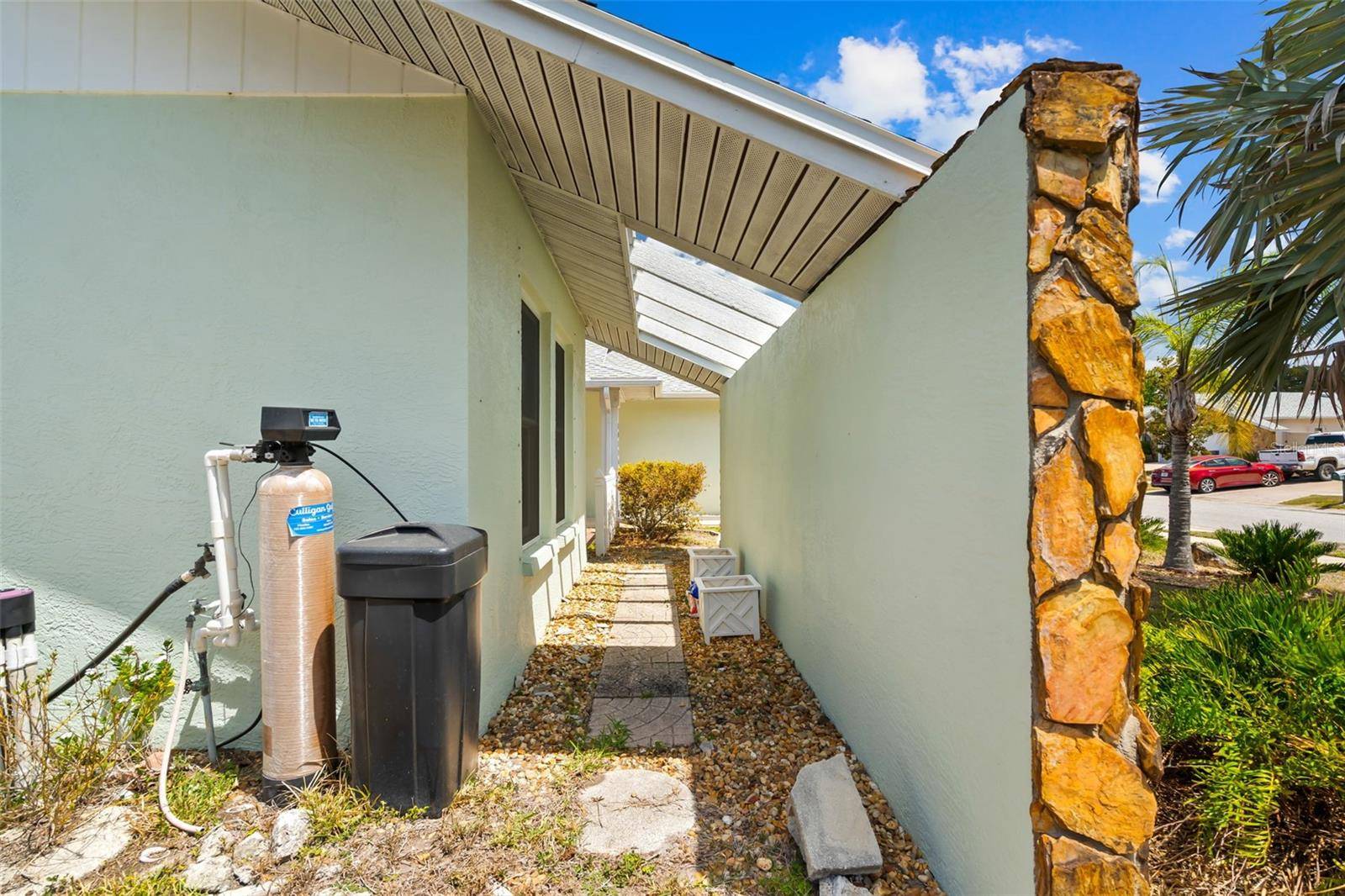 10116 LANDMARK DR, Hudson, FL 34667