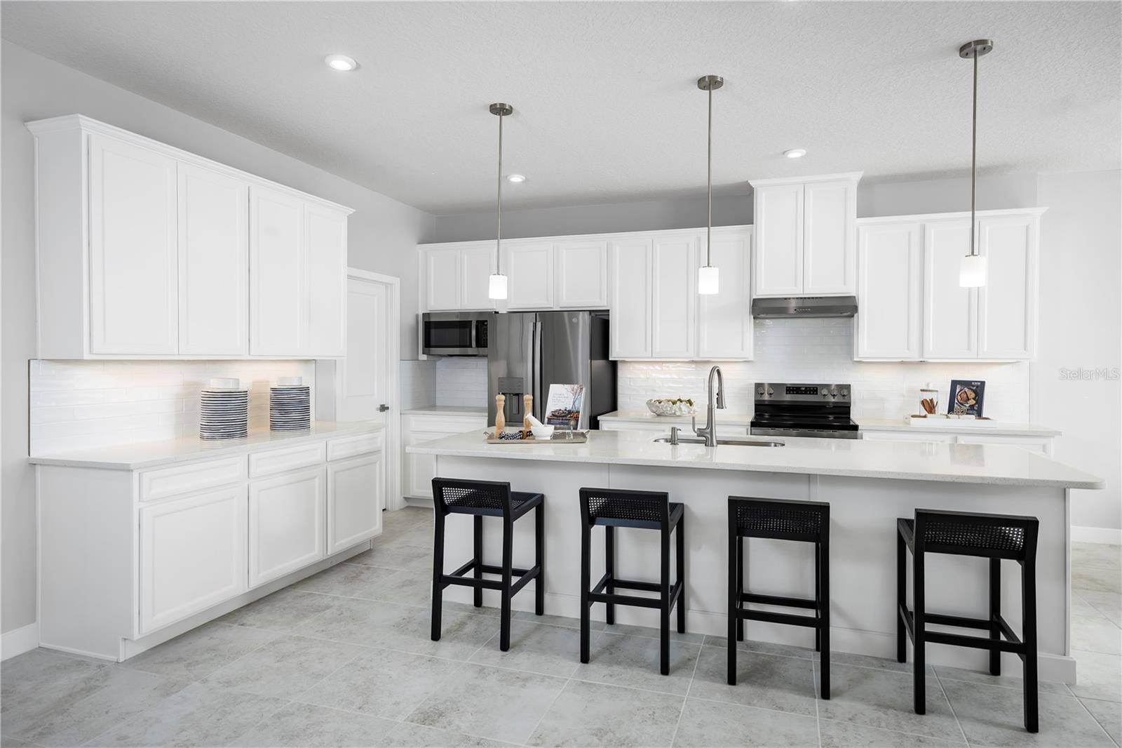 22145 PINE GROVE LOOP, Leesburg, FL 34748