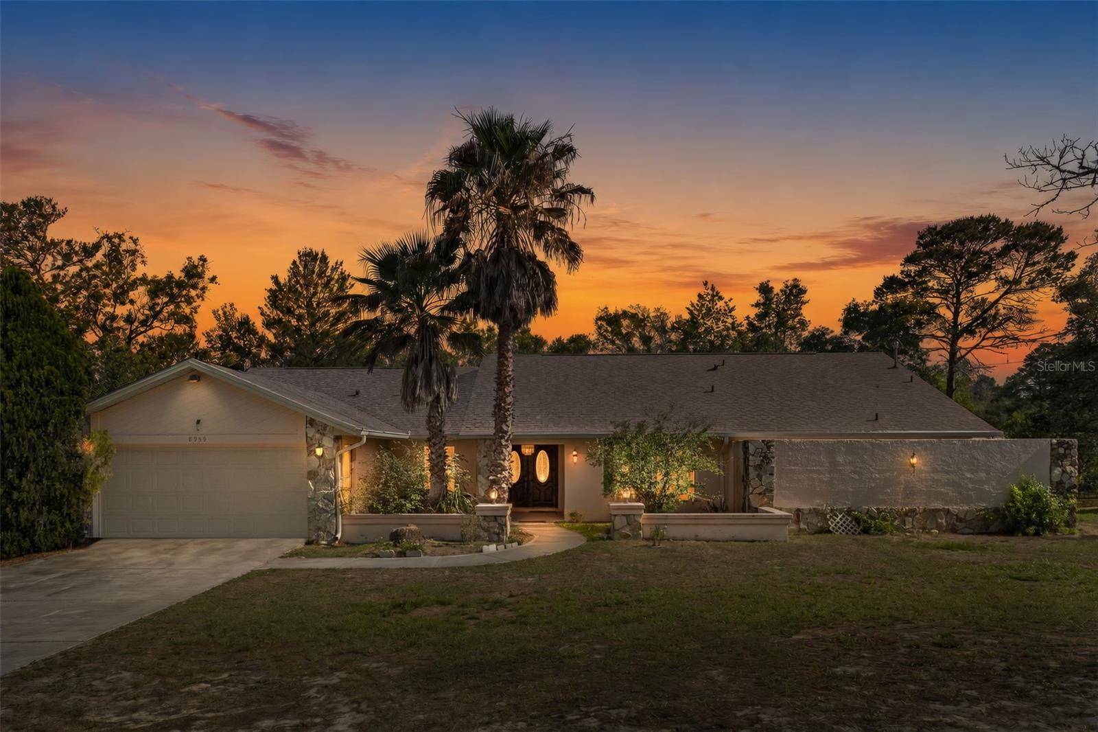 8959 NAKOMA WAY, Weeki Wachee, FL 34613