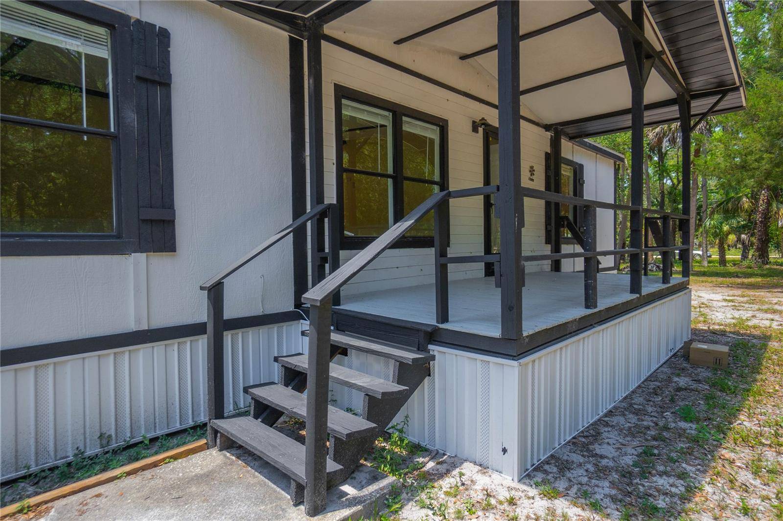6550 SE DEBRA AVE, Inglis, FL 34449