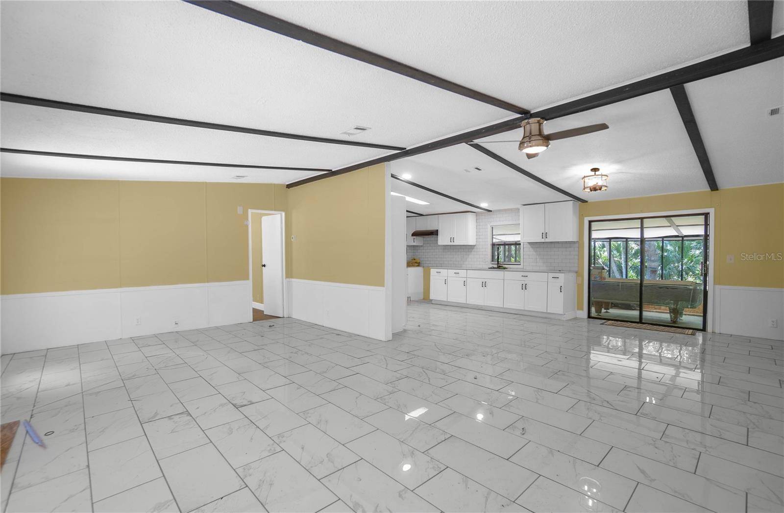 6550 SE DEBRA AVE, Inglis, FL 34449