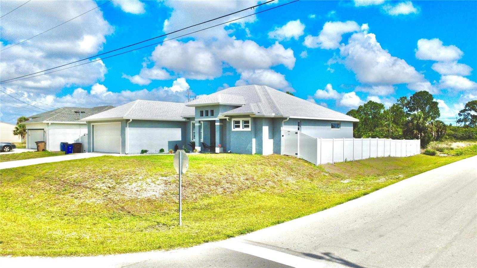 3900 21ST ST SW, Lehigh Acres, FL 33976