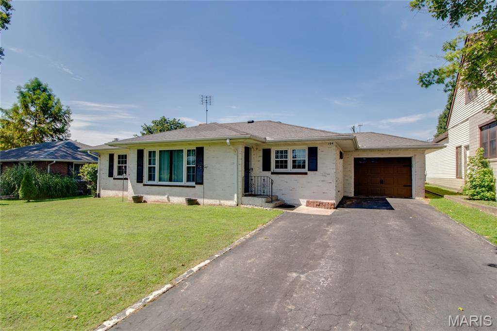 104 N Franklin ST, Bunker Hill, IL 62014