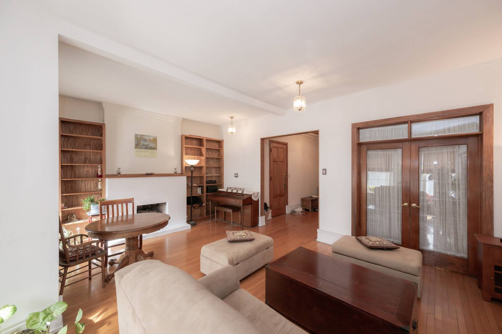1354 E 48th ST #2E, Chicago, IL 60615