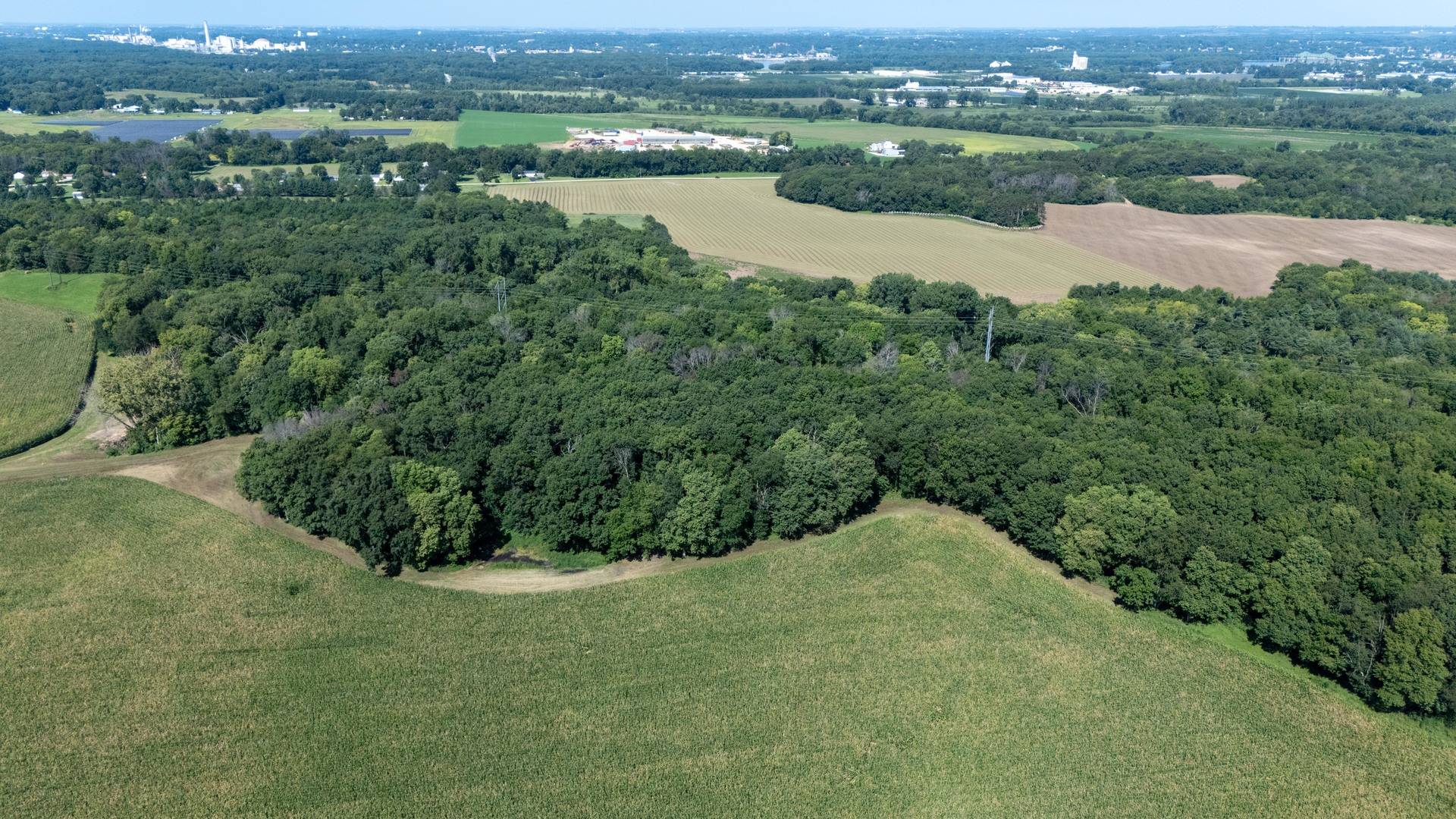 0 Holly RD, Fulton, IL 61252