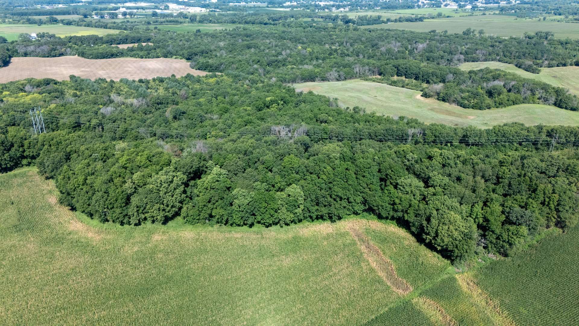 0 Holly RD, Fulton, IL 61252