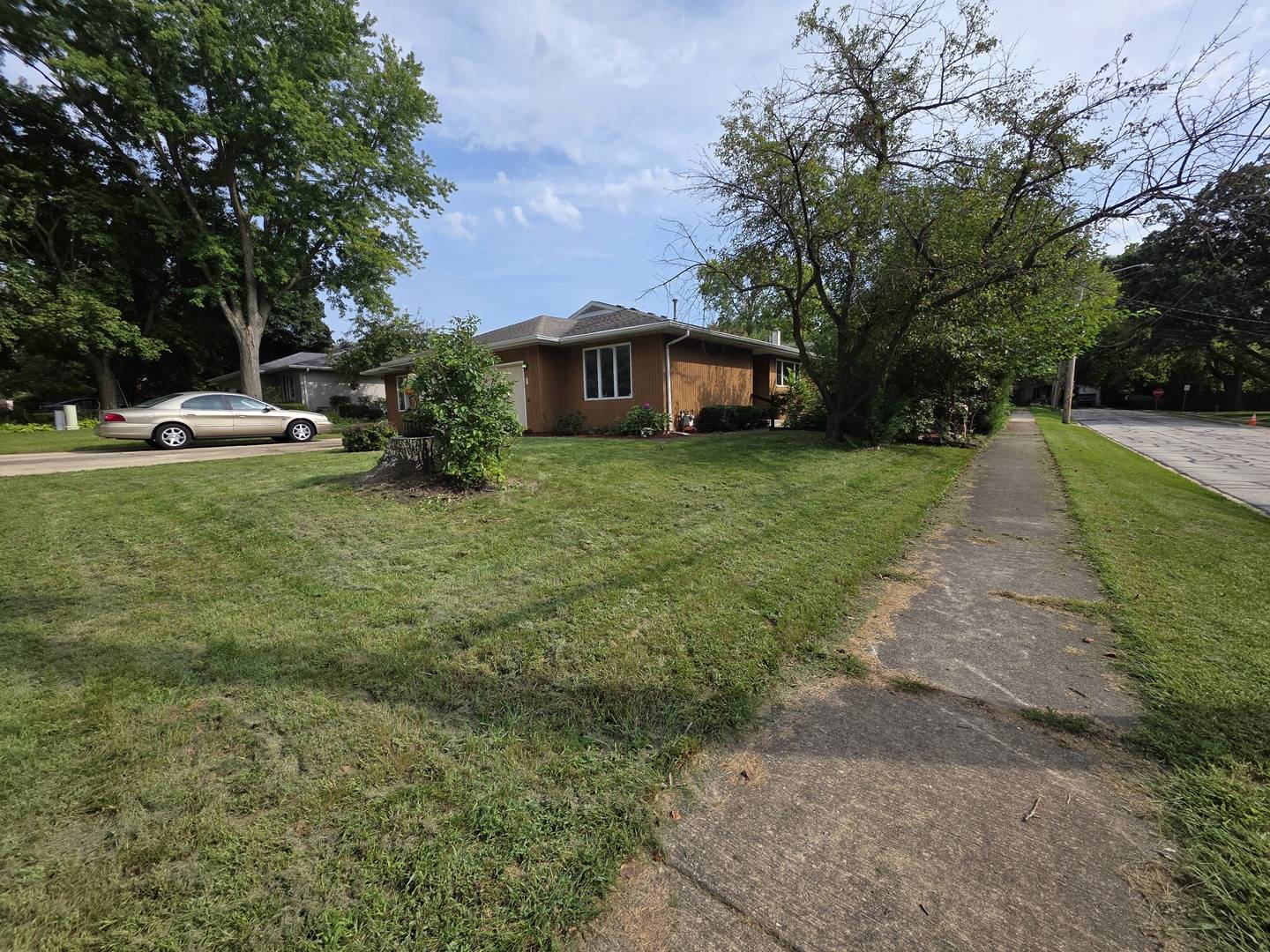 206 Webster ST #206, Batavia, IL 60510