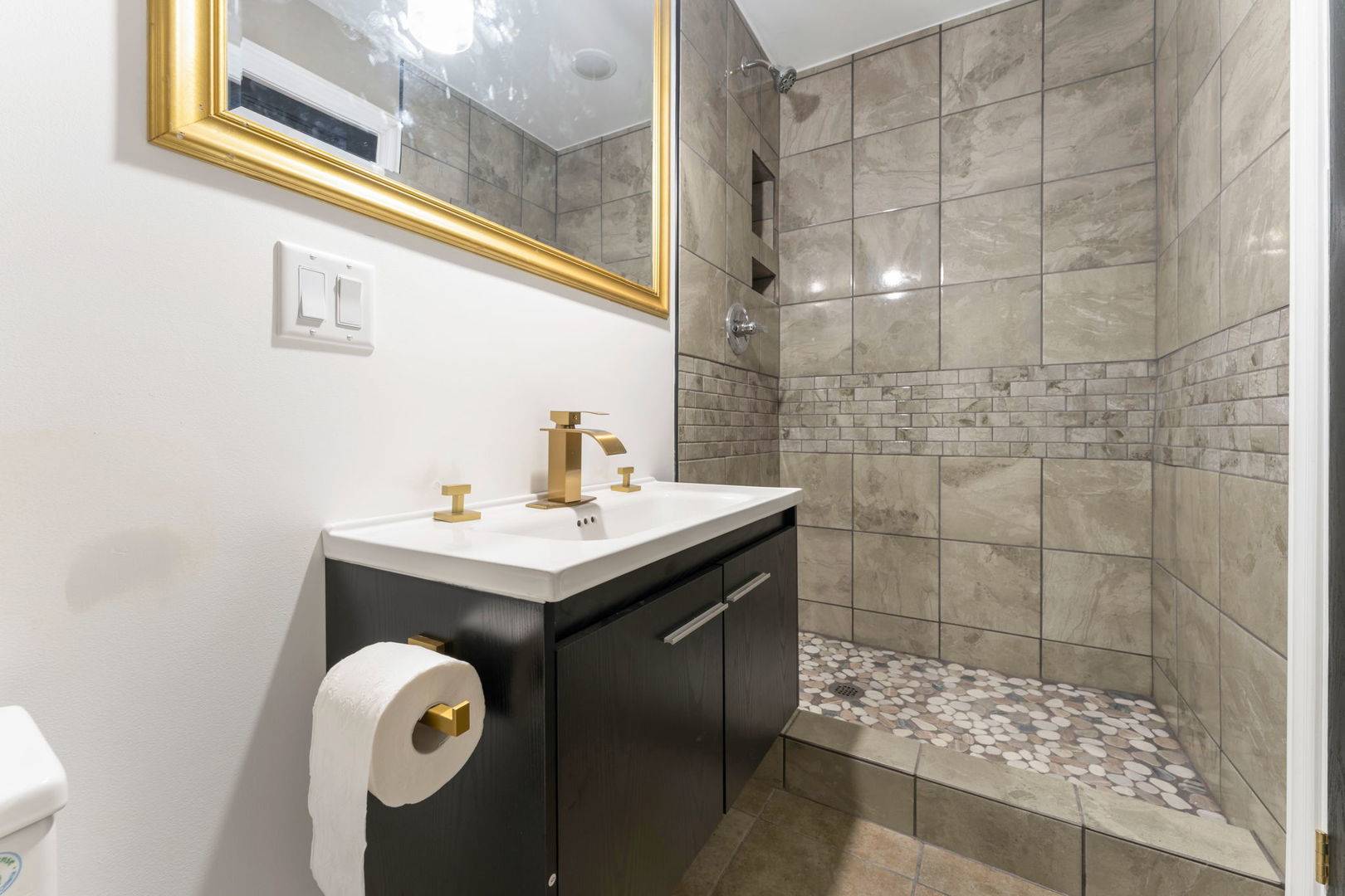 1414 S 58th AVE #2, Cicero, IL 60804