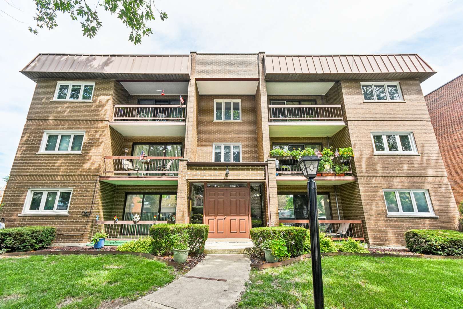 9619 Kedvale AVE #301, Oak Lawn, IL 60453