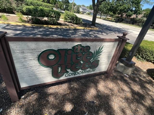 108 E Bailey RD #A, Naperville, IL 60565