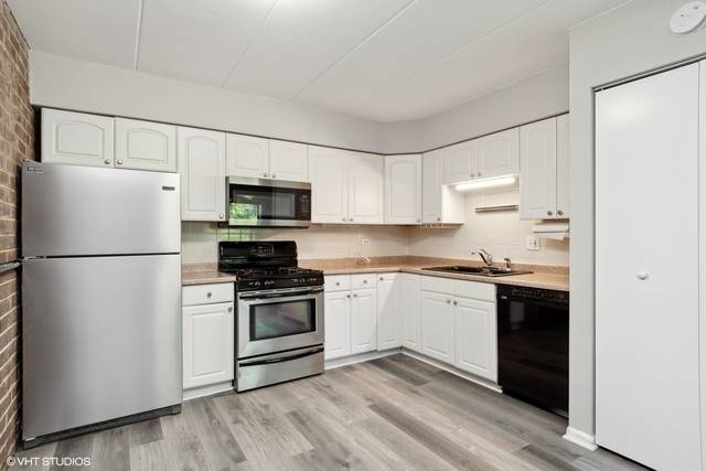 108 E Bailey RD #A, Naperville, IL 60565