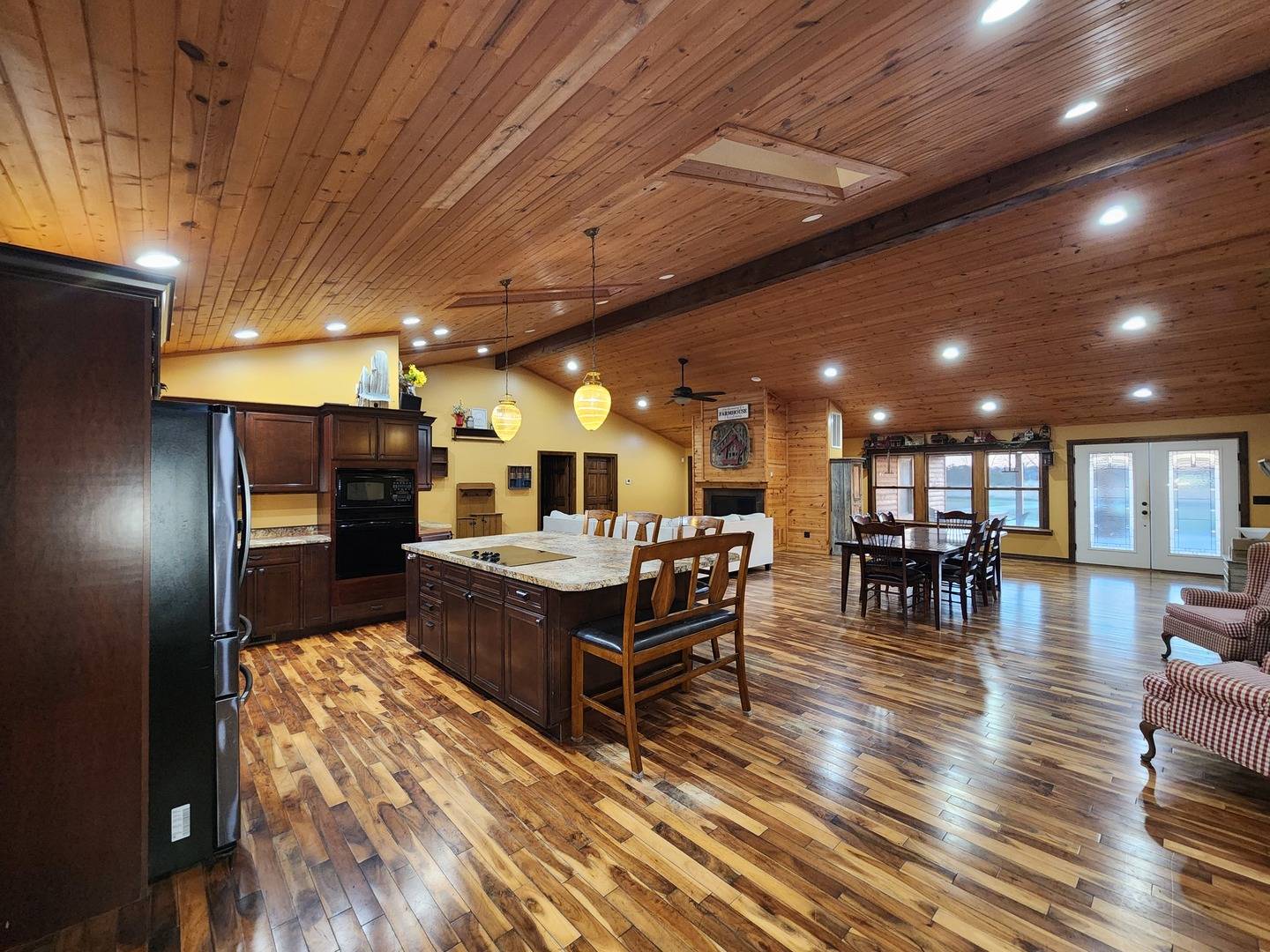 253 Ween RD, Desoto, IL 62924