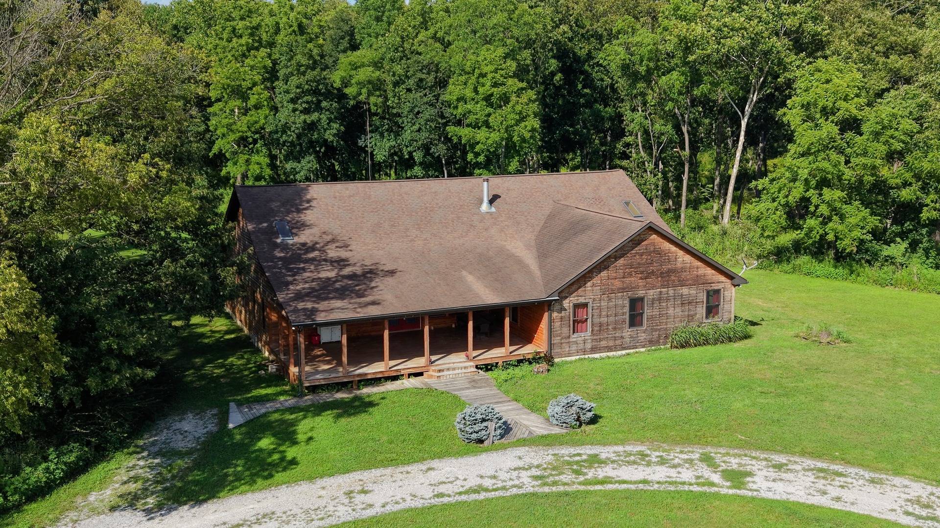 253 Ween RD, Desoto, IL 62924