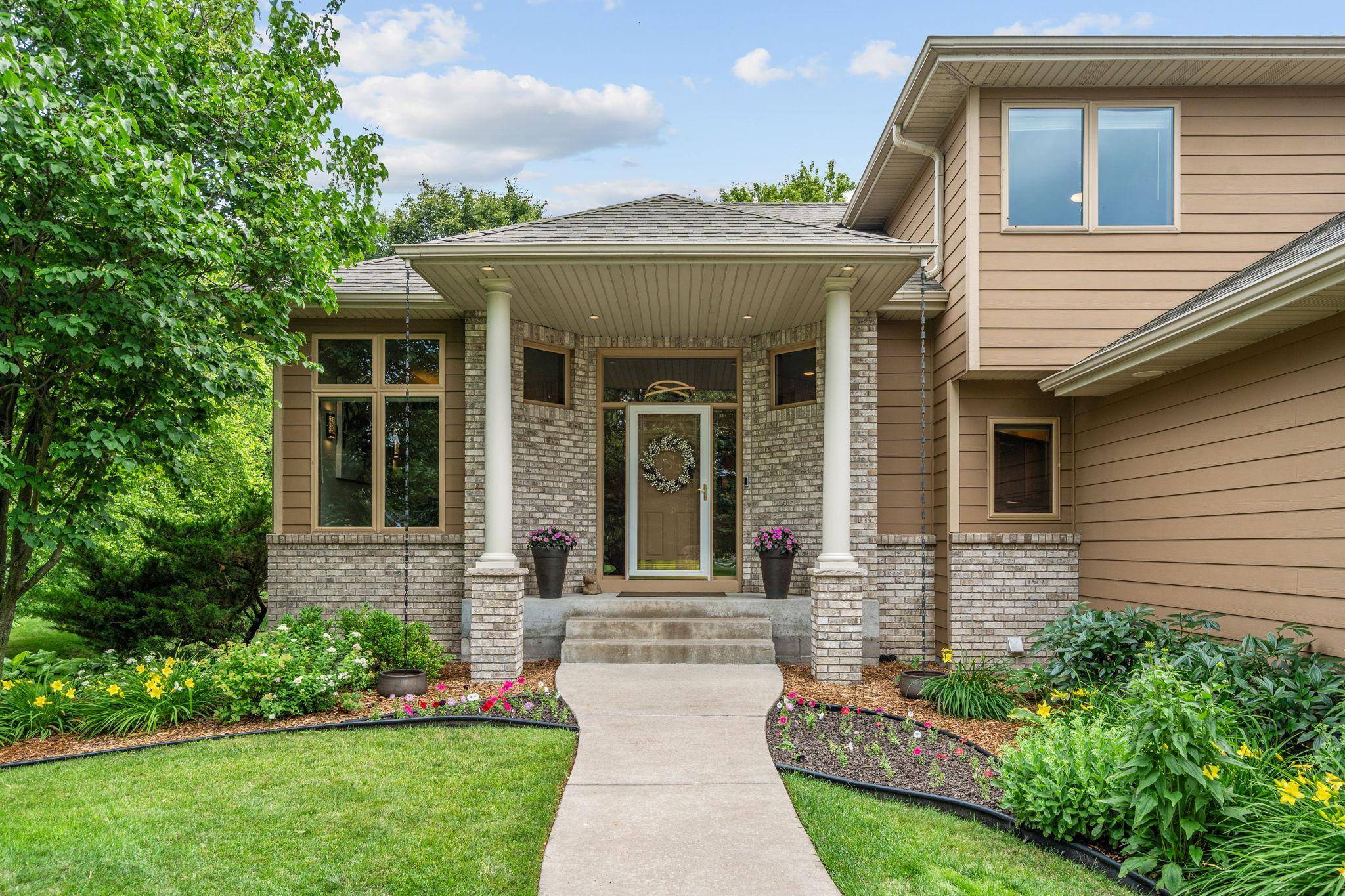 1668 Lakeland CIR, Centerville, MN 55038