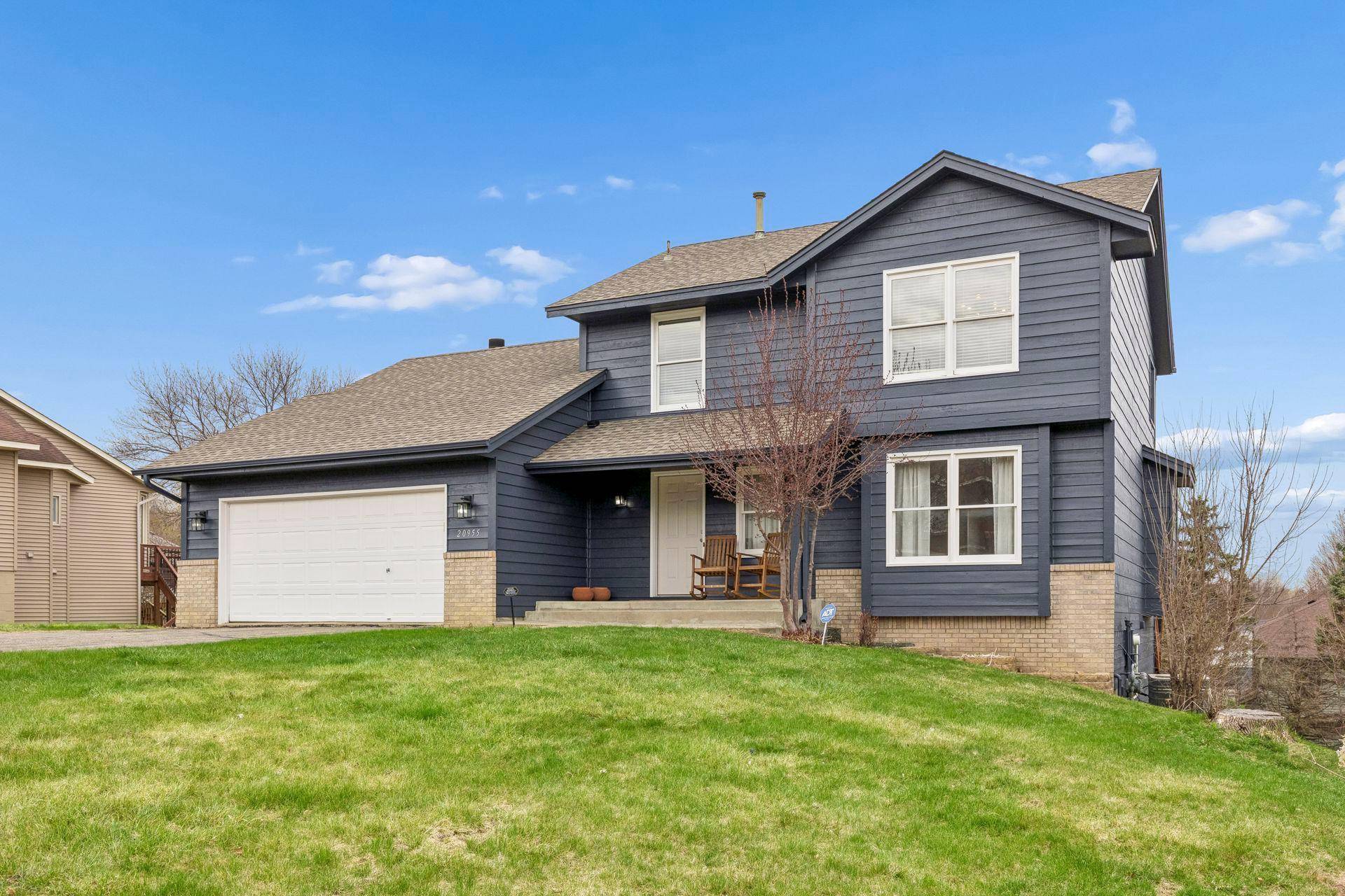 20955 Jamestown AVE, Lakeville, MN 55044