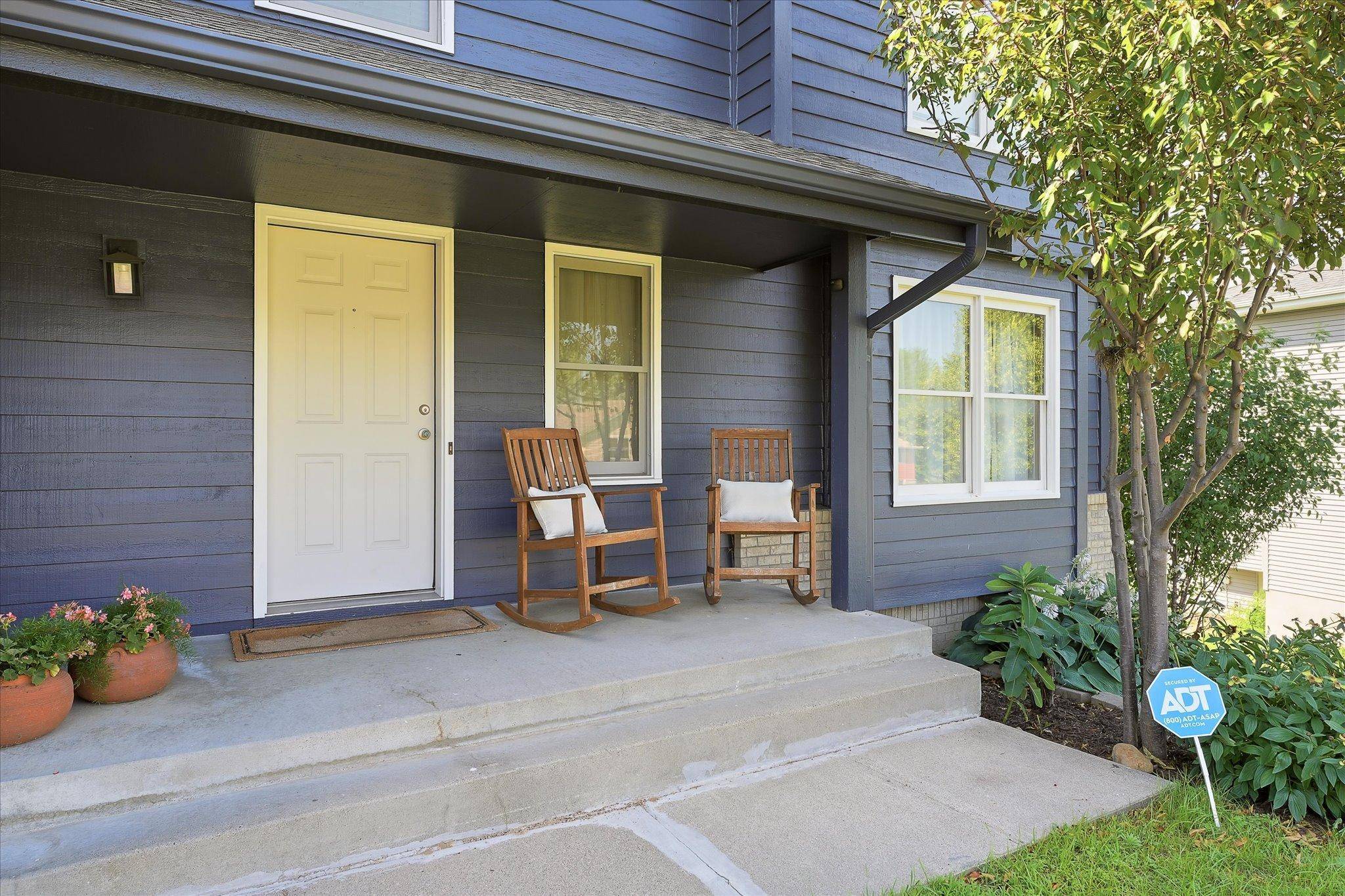 20955 Jamestown AVE, Lakeville, MN 55044