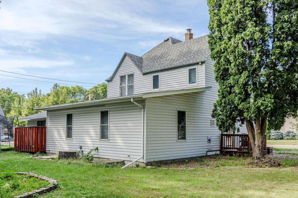 419 N 5th ST, Montevideo, MN 56265