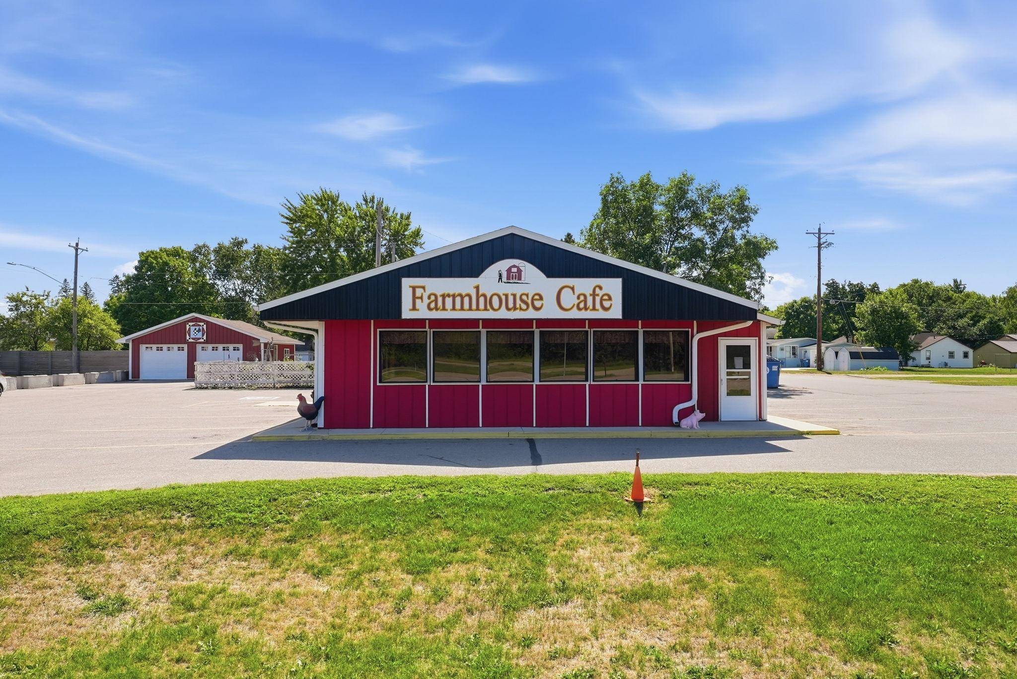 409 US-71 W, Clarissa, MN 56440
