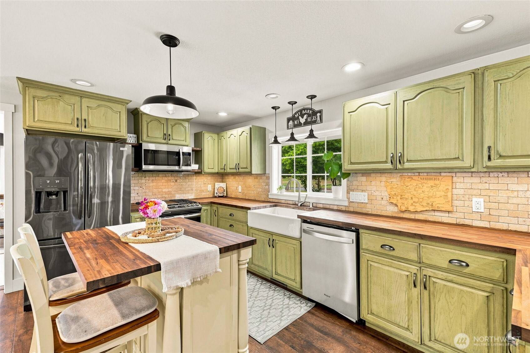 23224 37th AVE NE, Arlington, WA 98223