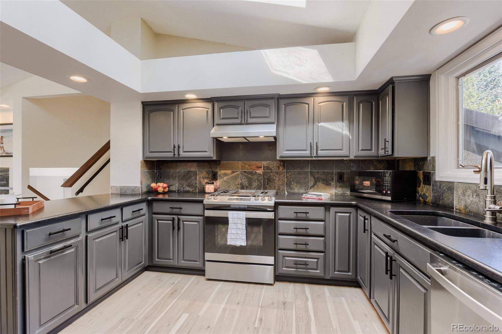 6823 Big Horn TRL, Littleton, CO 80125