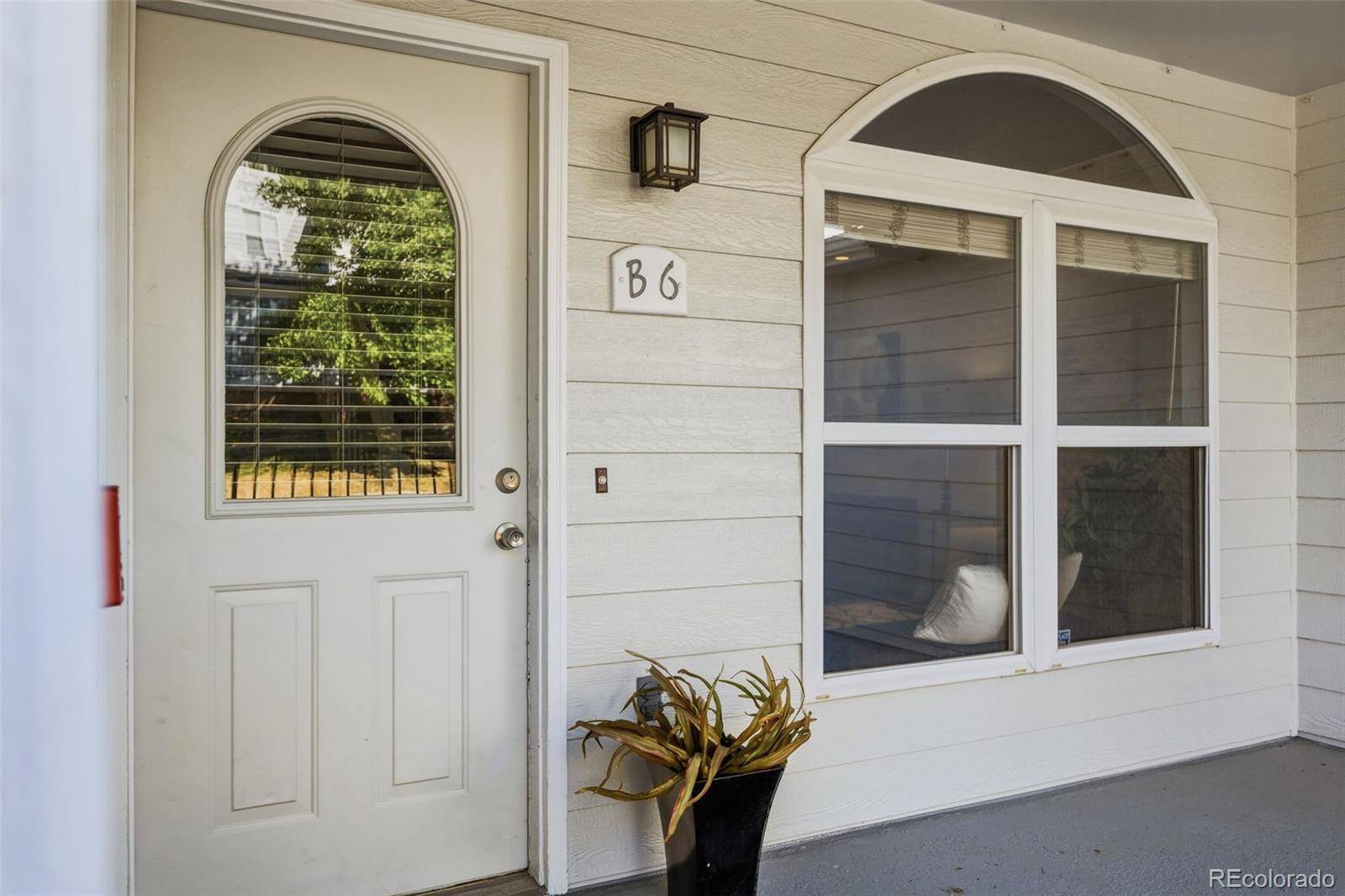 1655 S Cole ST #B6, Lakewood, CO 80228