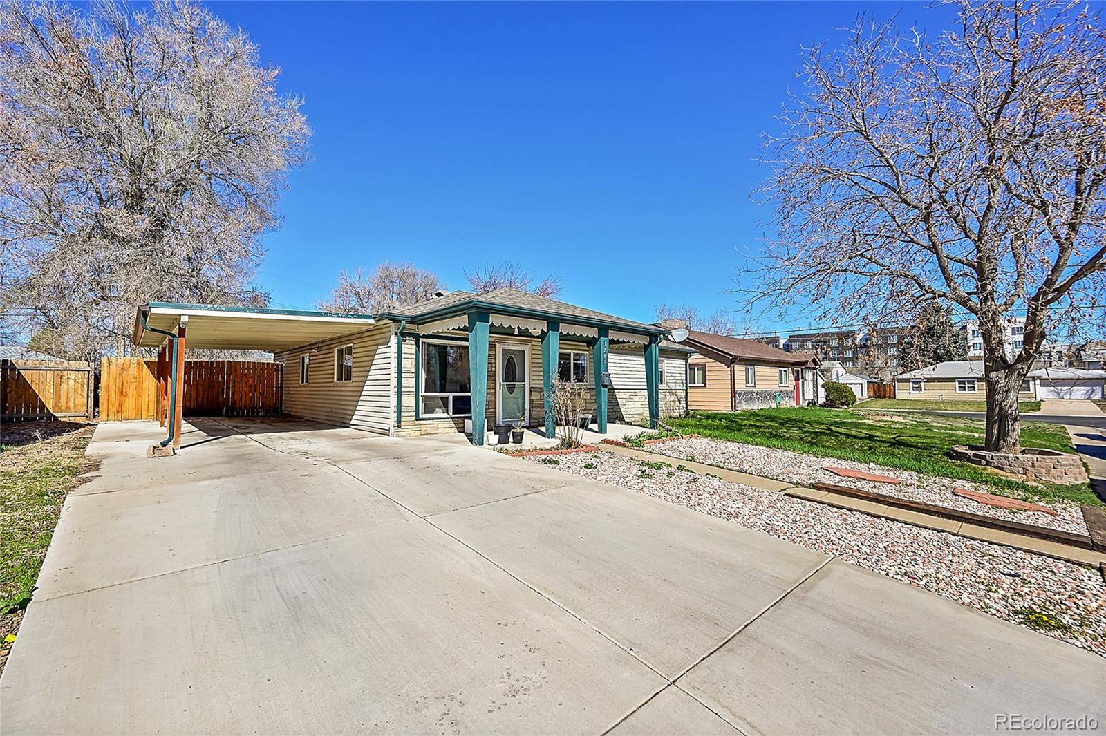 1281 Worchester ST, Aurora, CO 80011