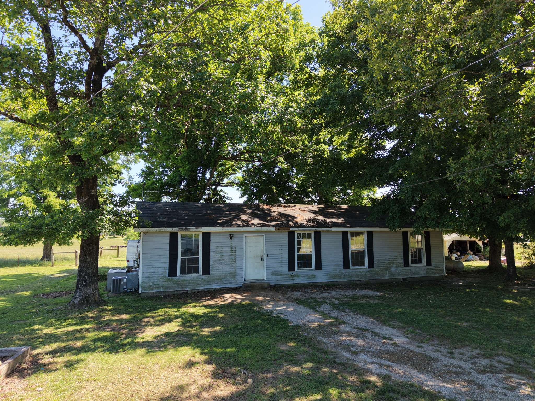2040 Collinwood Hwy, Collinwood, TN 38450