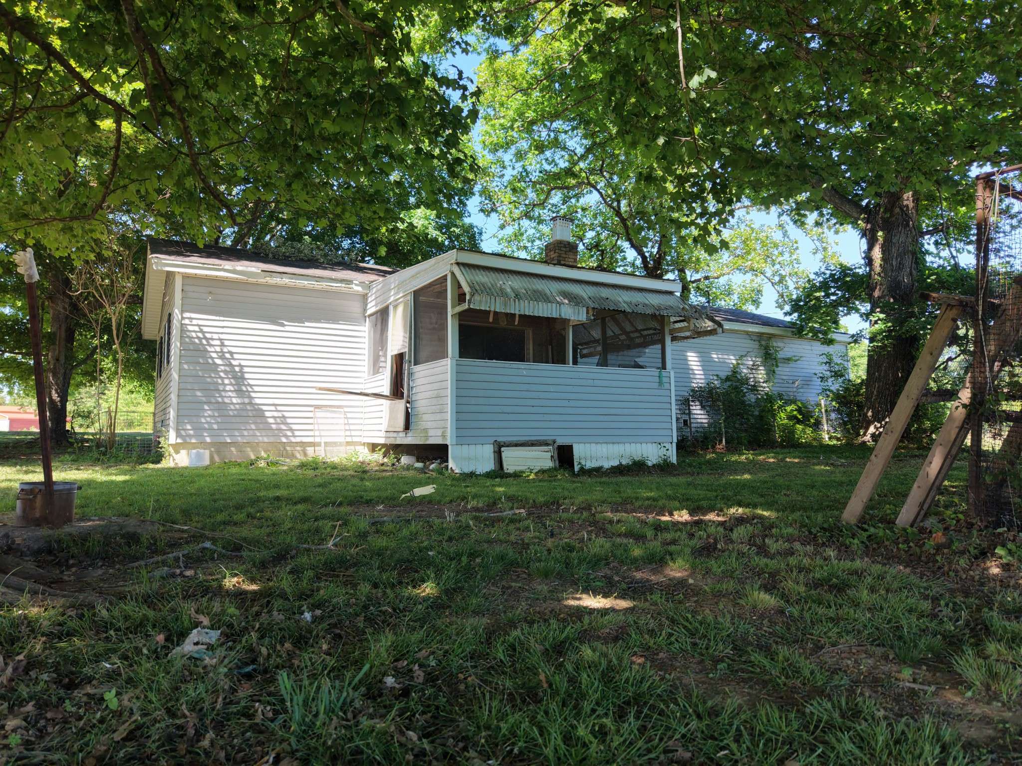 2040 Collinwood Hwy, Collinwood, TN 38450