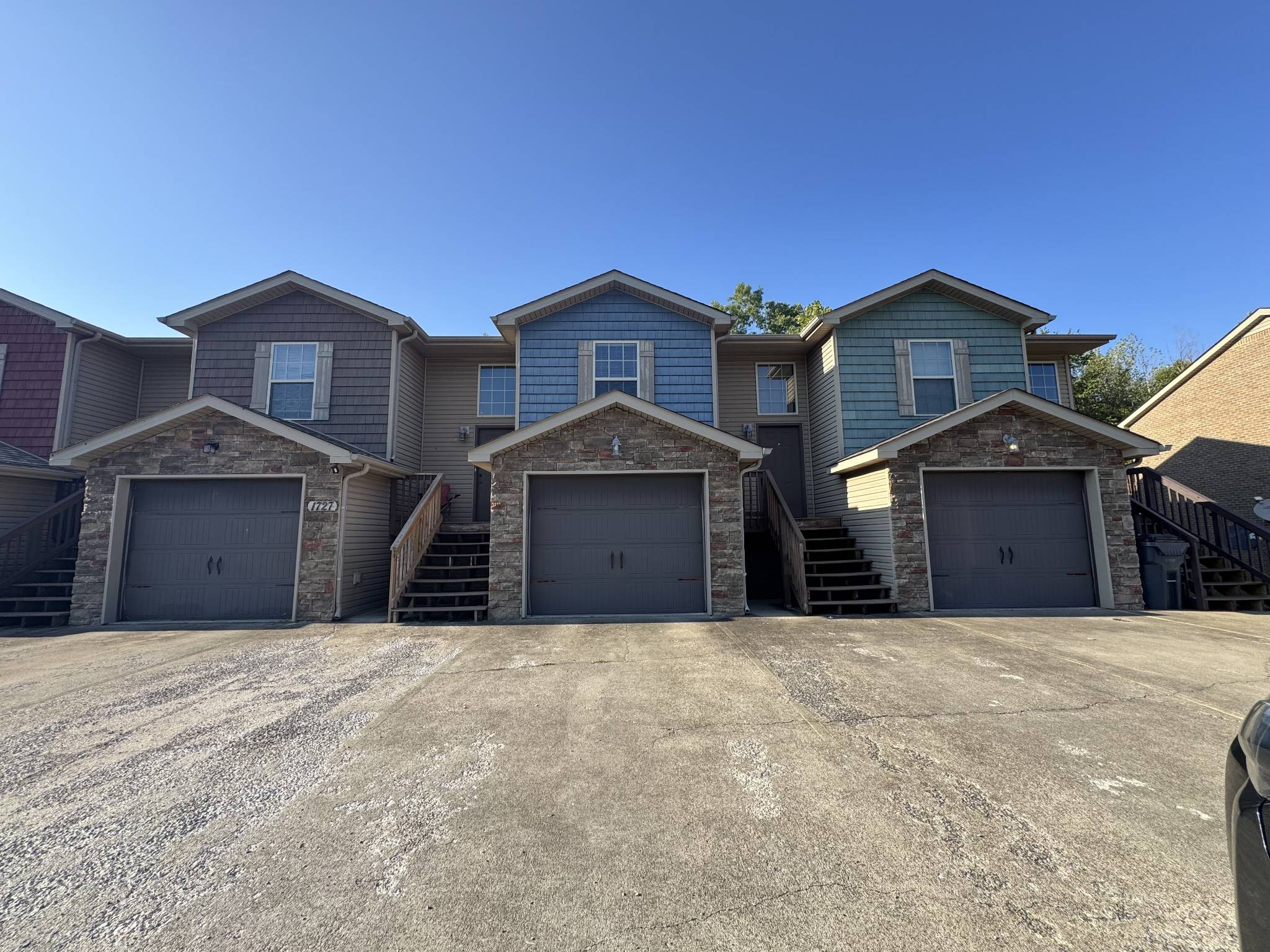 1727 Thistlewood Dr #C, Clarksville, TN 37042