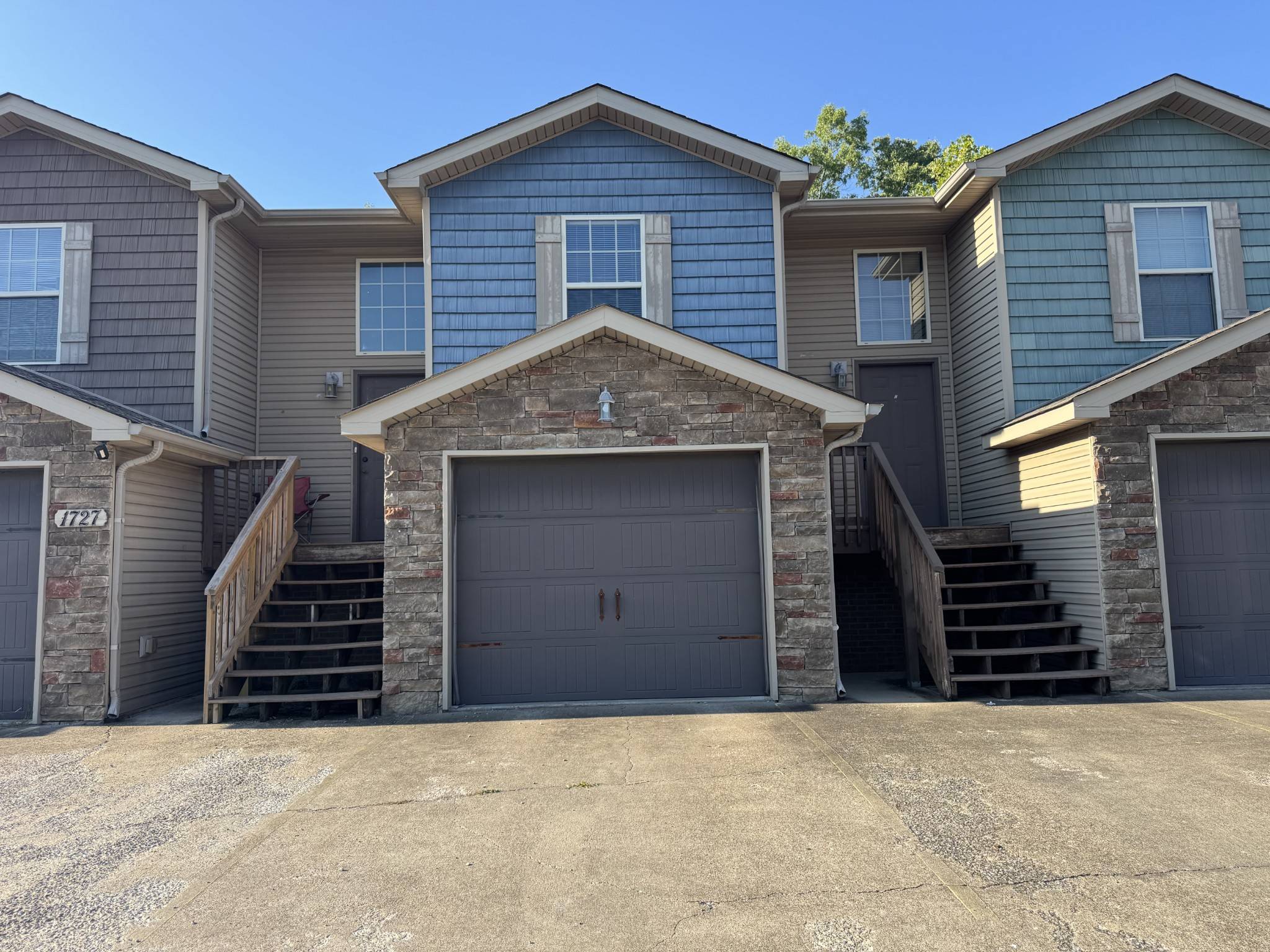 1727 Thistlewood Dr #C, Clarksville, TN 37042