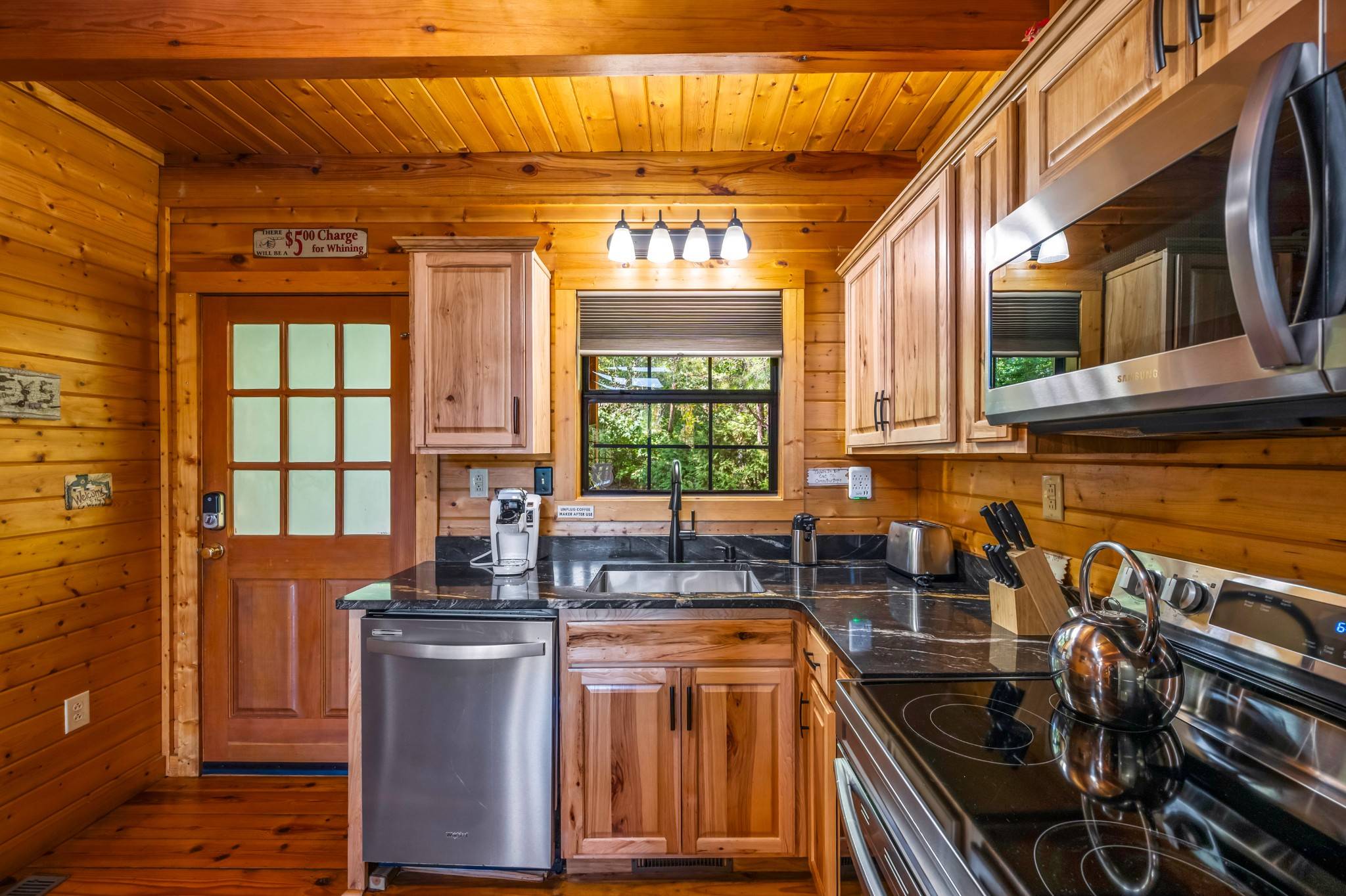 4154 Evans Chapel Rd, Sevierville, TN 37876